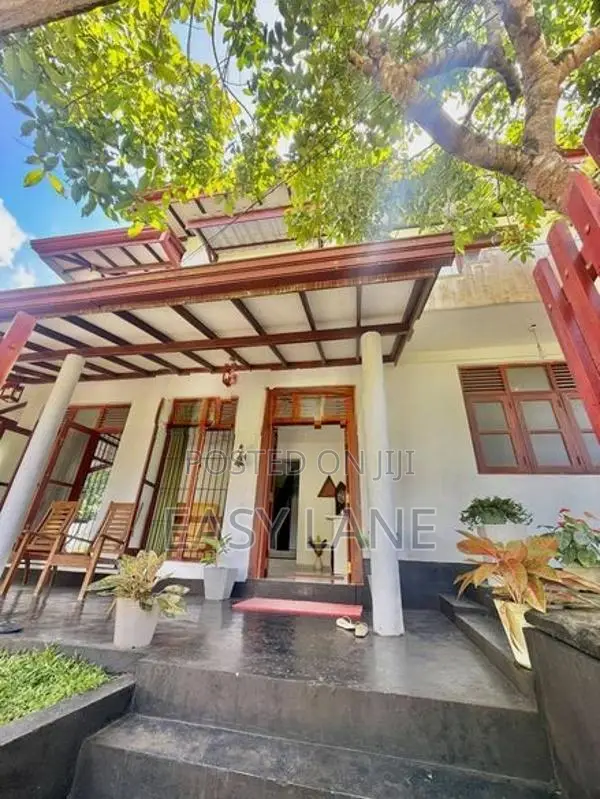 House for sale in kahathuduwa / RU 16129