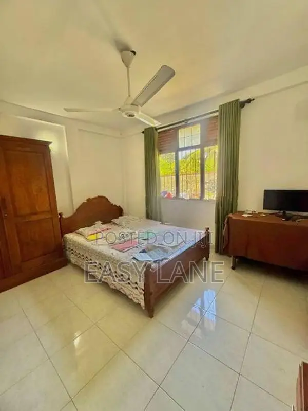 House for sale in kahathuduwa / RU 16129