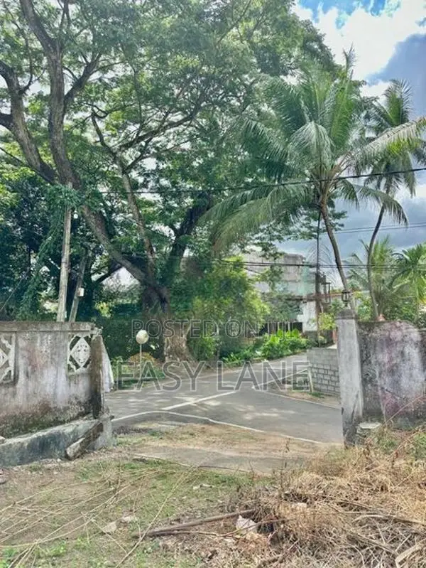 Land for sale in yakkala / RU 11472