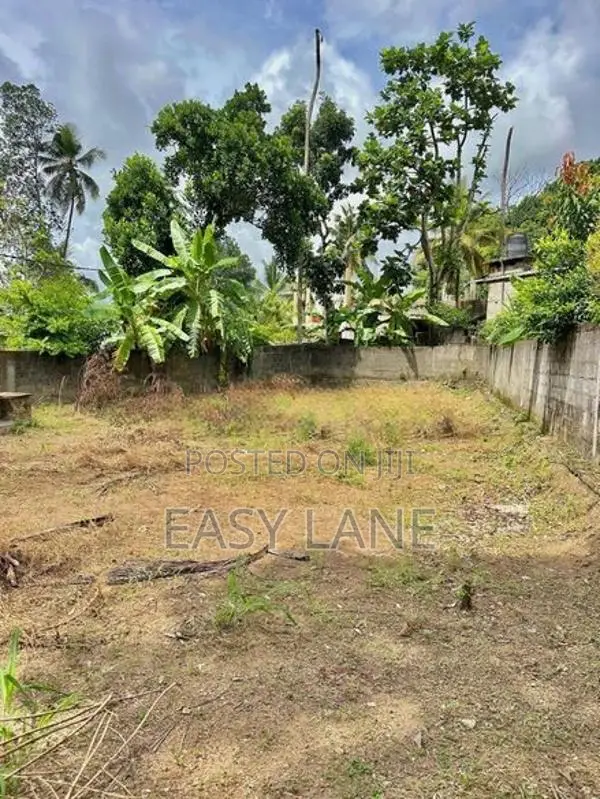 Land for sale in yakkala / RU 11472