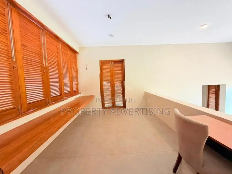 Nugegoda Award-Winning Architect Designed Luxury House for Sale