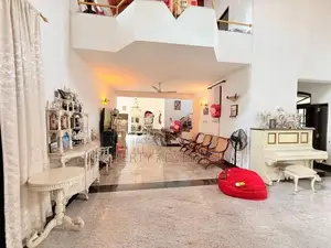 BATTARAMULLA COLONIAL STYLE HOUSE FOR SALE JAYANTHIPURA