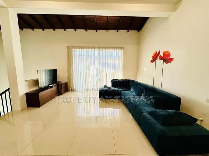 Luxurious 4-Bedroom House for Sale Thalawathugoda