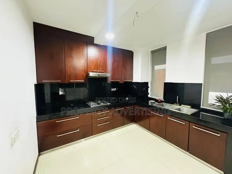 Luxurious 4-Bedroom House for Sale Thalawathugoda