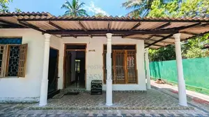 🏡✨ යක්කල නගරයෙන්ම නිවසක් විකිණීමට / KM 11347
