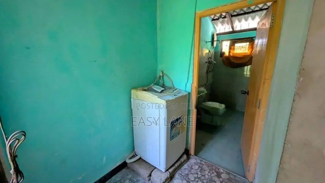 🏡✨ යක්කල නගරයෙන්ම නිවසක් විකිණීමට / KM 11347