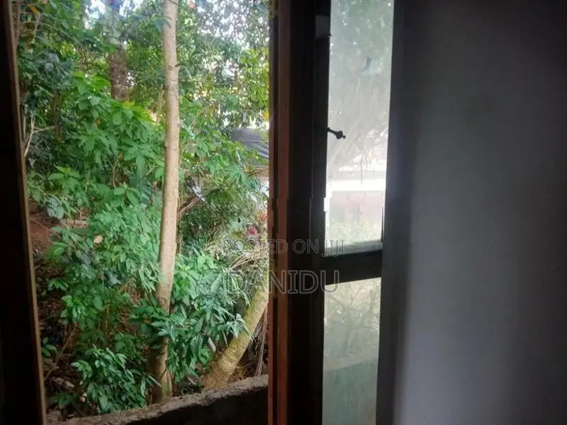 Room Rent for Hokandara