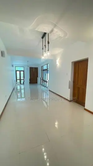 Luxury House For Rent In Liyanage Mawatha Battaramulla - 4022U