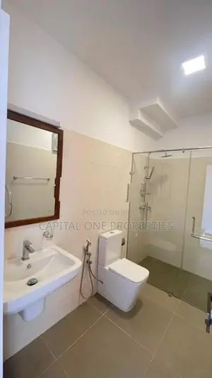 Luxury House For Rent In Liyanage Mawatha Battaramulla - 4022U
