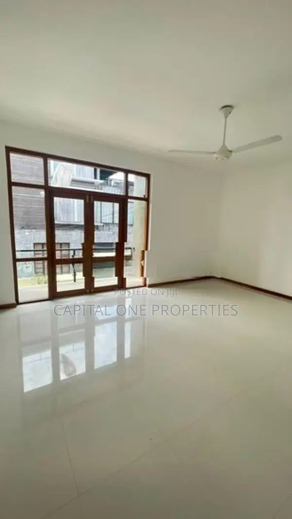 Luxury House For Rent In Liyanage Mawatha Battaramulla - 4022U