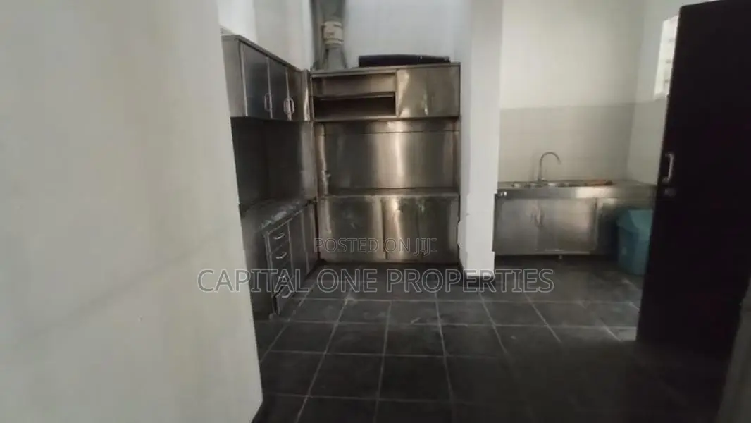 Luxury House For rent In Colombo 05 - 2609U