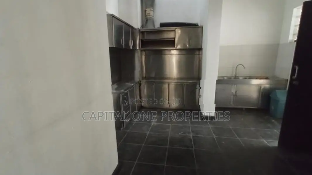 Luxury House For rent In Colombo 05 - 2609U