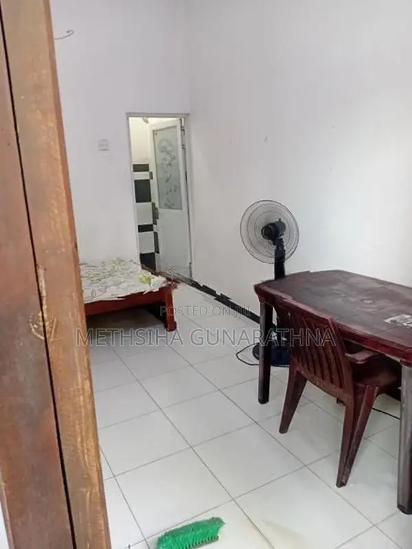 Room for Rent in Colombo 8