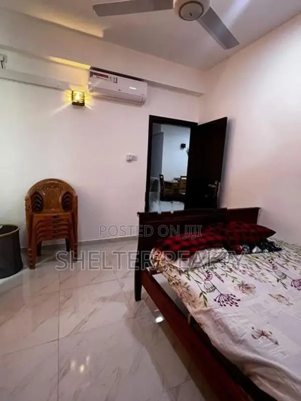 Spacious 3 BR apartment for rent in Colombo 6