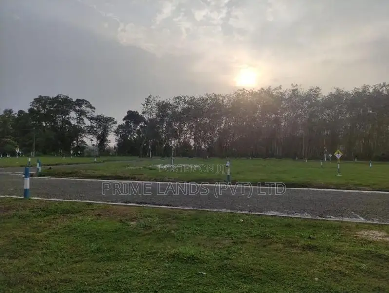 Near to Millaniya police station