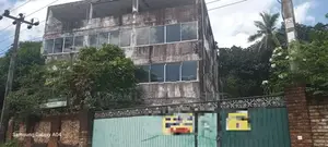 COMMERCIAL BUILDING FOR RENT IN MAKOLA (SP1308)