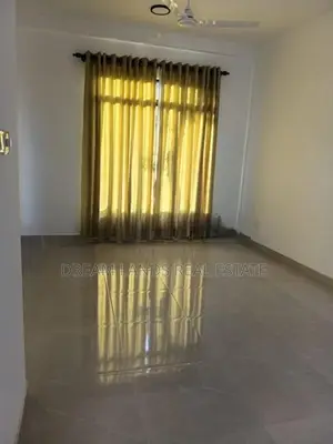 Upstair unit for rent in Boralasgamuwa