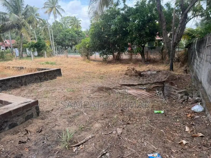 Land for Sale Madampe Town