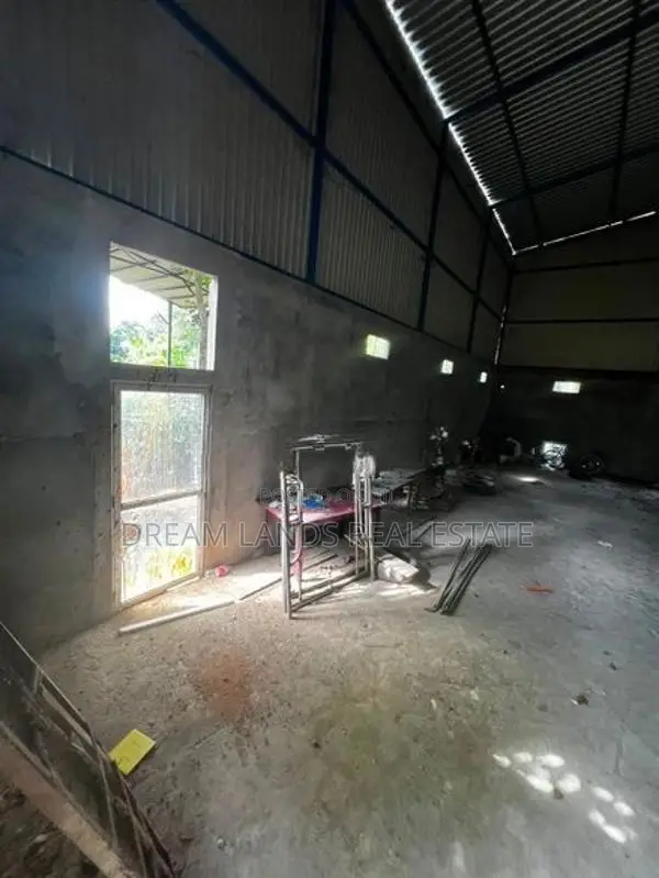 COMMERCIAL WEAR HOUSE FOR RENT IN MAWARAMANDIYA (SP1309)