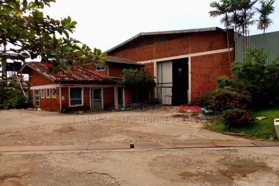 Warehouse For Sale In Katubedda Moratuwa - 4027U/1