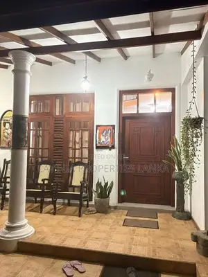 Two-Storey House for Sale – Heenpendala Road, Galle ANU046H