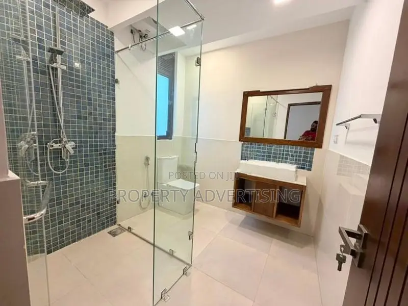 DEHIWALA BRAND NEW LUXURY HOUSE FOR SALE
