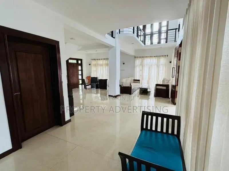 Luxury 4 Storey House For Sale in Welisara, Kandana