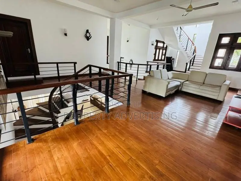 Luxury 4 Storey House For Sale in Welisara, Kandana
