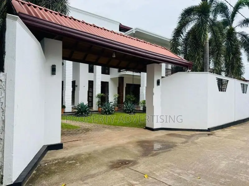 Luxury 4 Storey House For Sale in Welisara, Kandana