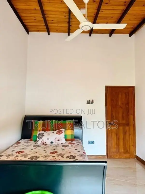Thalawathugoda 05BR House For Rent (NK11670)