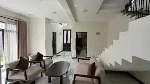 8 Pearch Architecturally Designed 3 Storey House In Rajagiriya. SLLL –