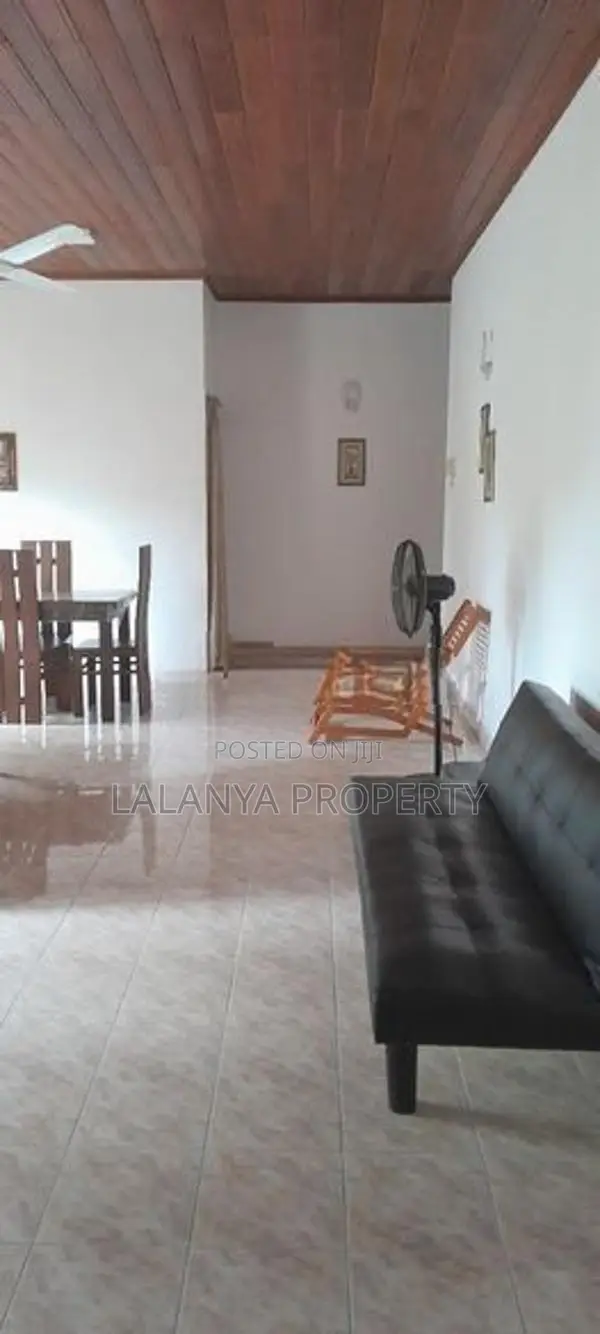 10 Perch 2 Story House with Units for Sale in Malabe. SLLL – A1