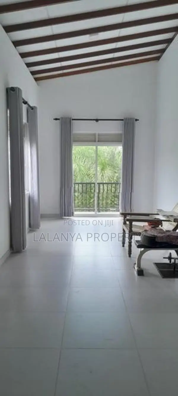 10 Perch 2 Story House with Units for Sale in Malabe. SLLL – A1