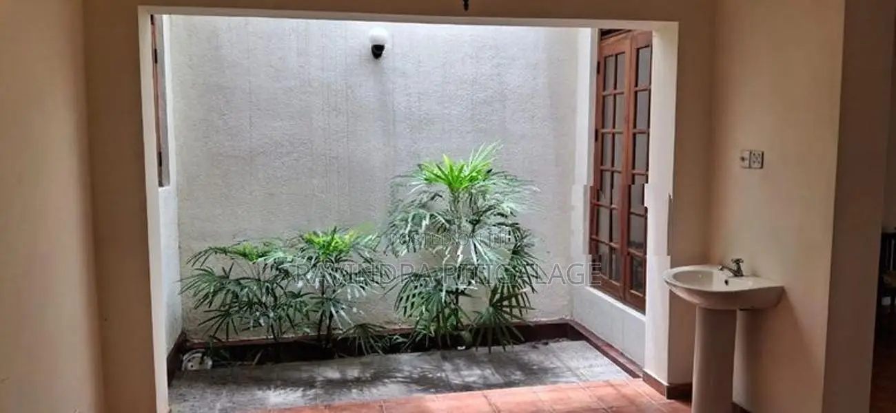 4BR House At Thalawathugoda Kalalgoda Road For Rent