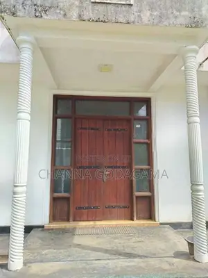 Two-Storey House With Land For Sale – Karamada, Gelioya Town