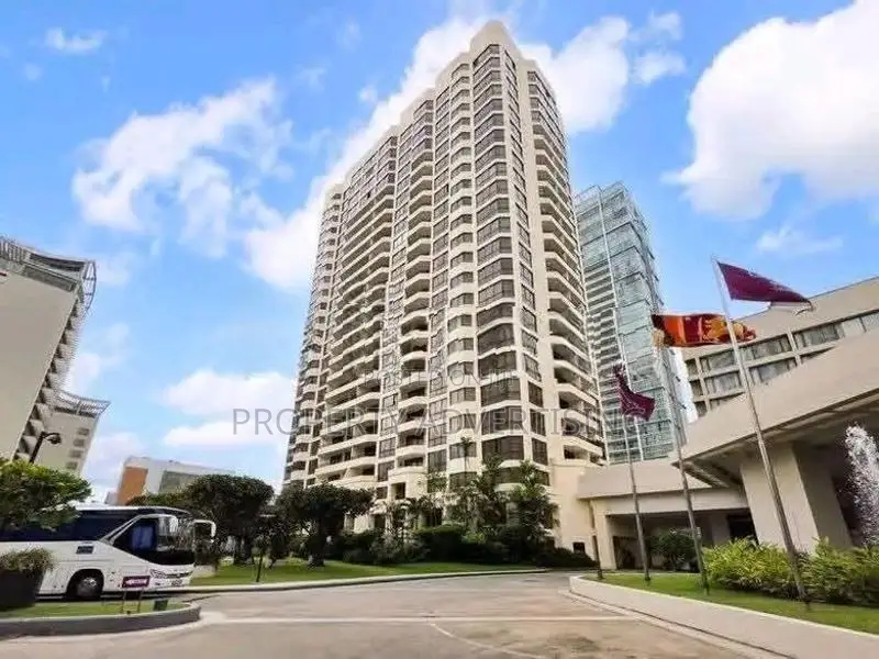 Crescat luxury apartment for sale in Colombo