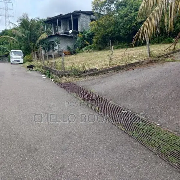 රාගම පෙදෙසින් වටිනා ඉඩමක් විකිණීමට