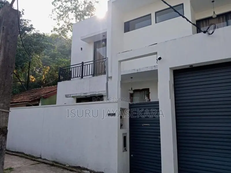 House For Sale In Gothatuwa New Town IDH