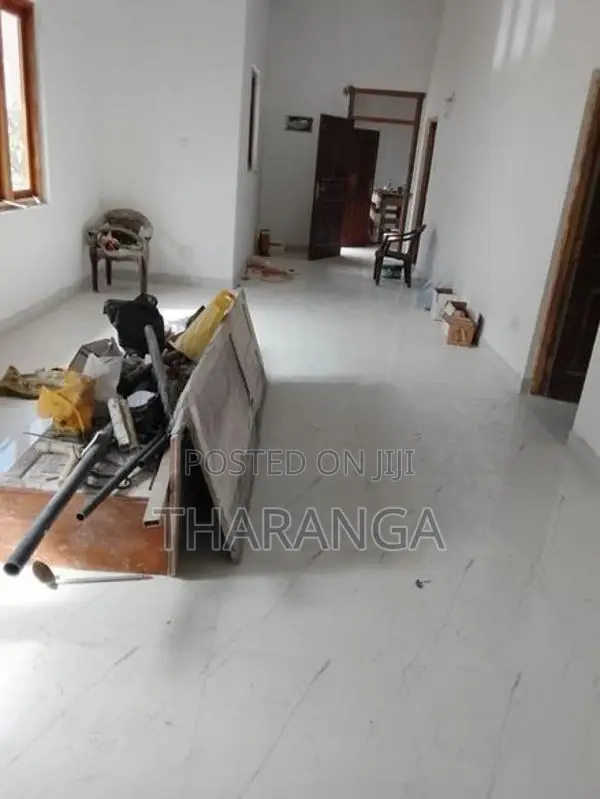 1 st floor house for rent in dehiwala