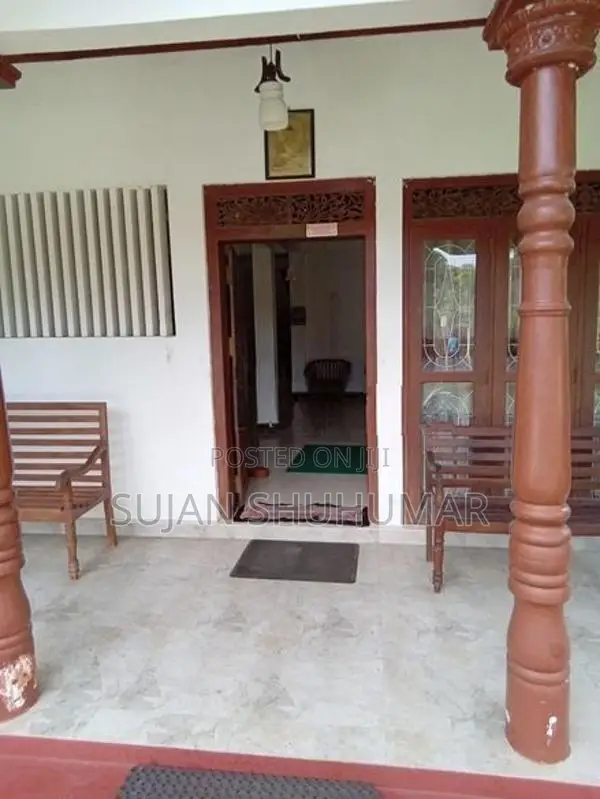 Two Storey House with Land for Sale in Kaduwela