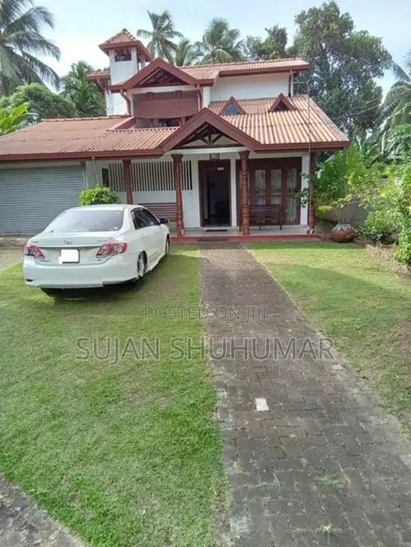 Two Storey House with Land for Sale in Kaduwela