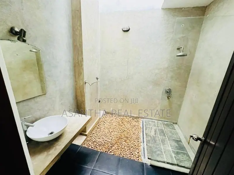 (AF186)2 -Storey House for Sale Pipe Road Battaramulla
