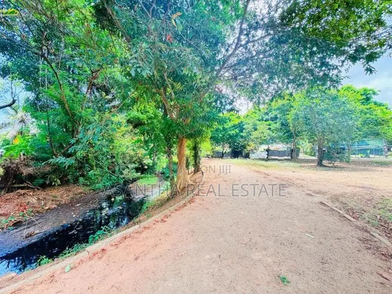 (AF191) Water Front 18 P Land Sale At Nugegoda