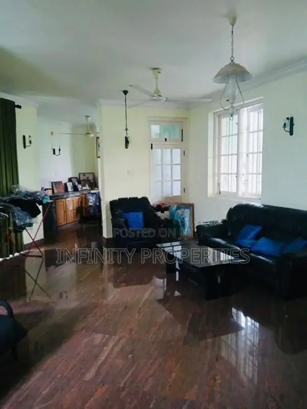 (AF198) 02 Story House With 10 P Sale At Ethulkotte