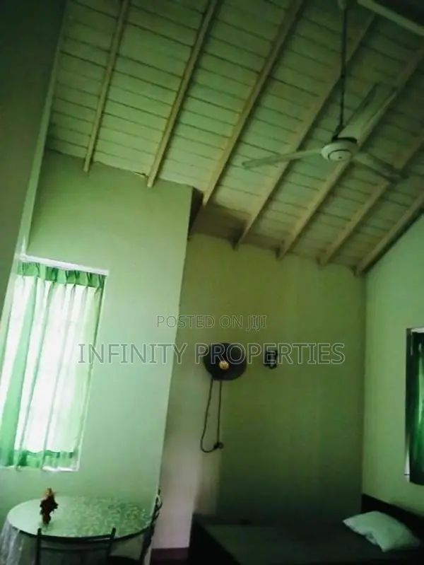 (AF198) 02 Story House With 10 P Sale At Ethulkotte
