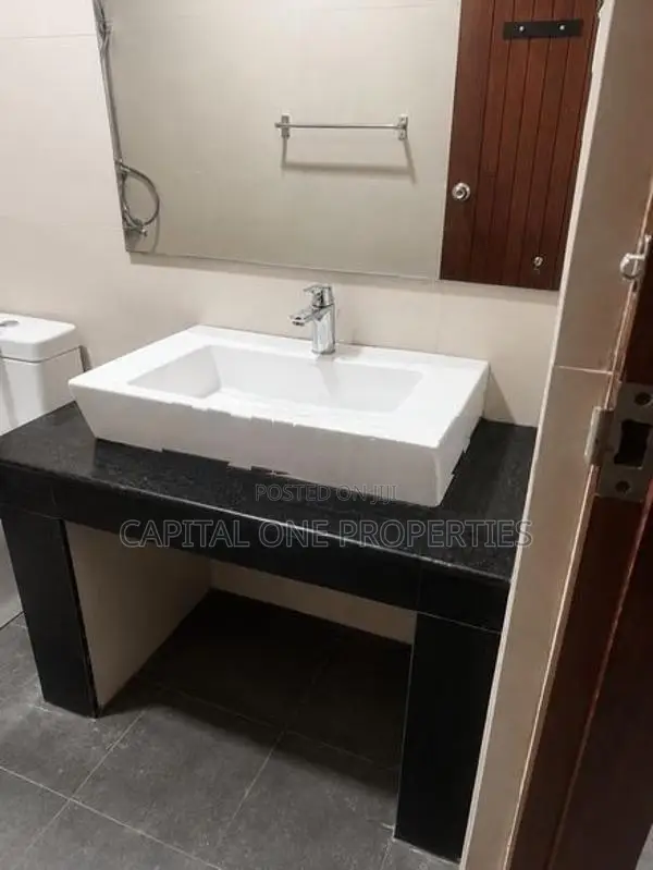 Luxury House For Rent In Templers Road Mount lavinia - 4069U