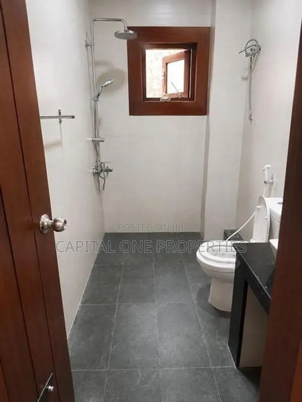 Luxury House For Rent In Templers Road Mount lavinia - 4069U