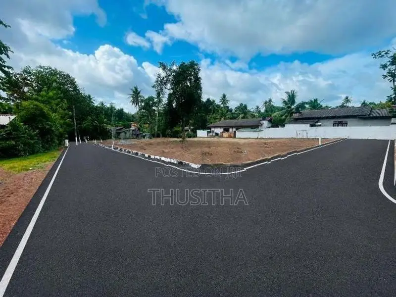 Valuable Land for Sale at Gampaha Udugampola