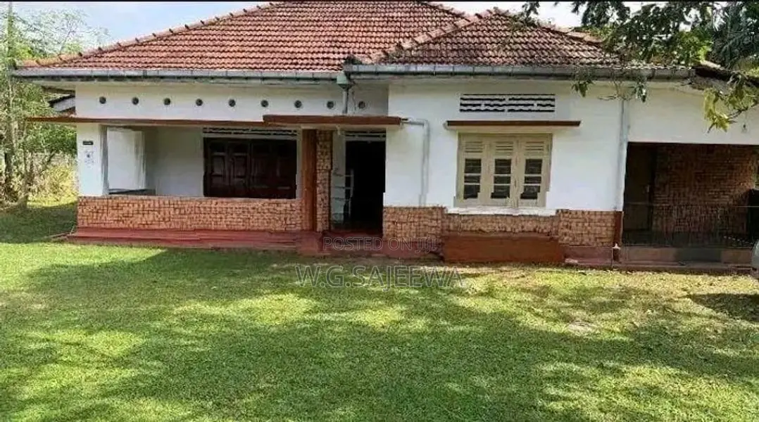 Single 3 Rooms House Rent in Ja Ela, Weligampitiya
