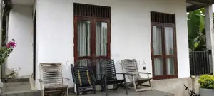 දෙමහල් නිවසක් විකිණීමට කොස්ගම